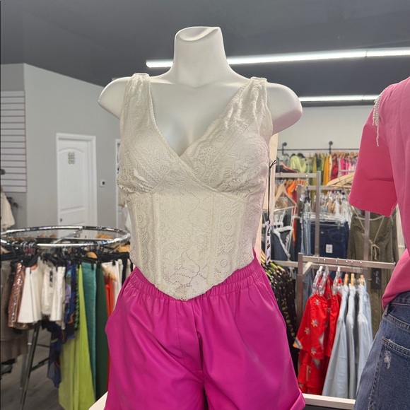 LPA Alec Top in Cannoli Cream - Picture 7 of 17